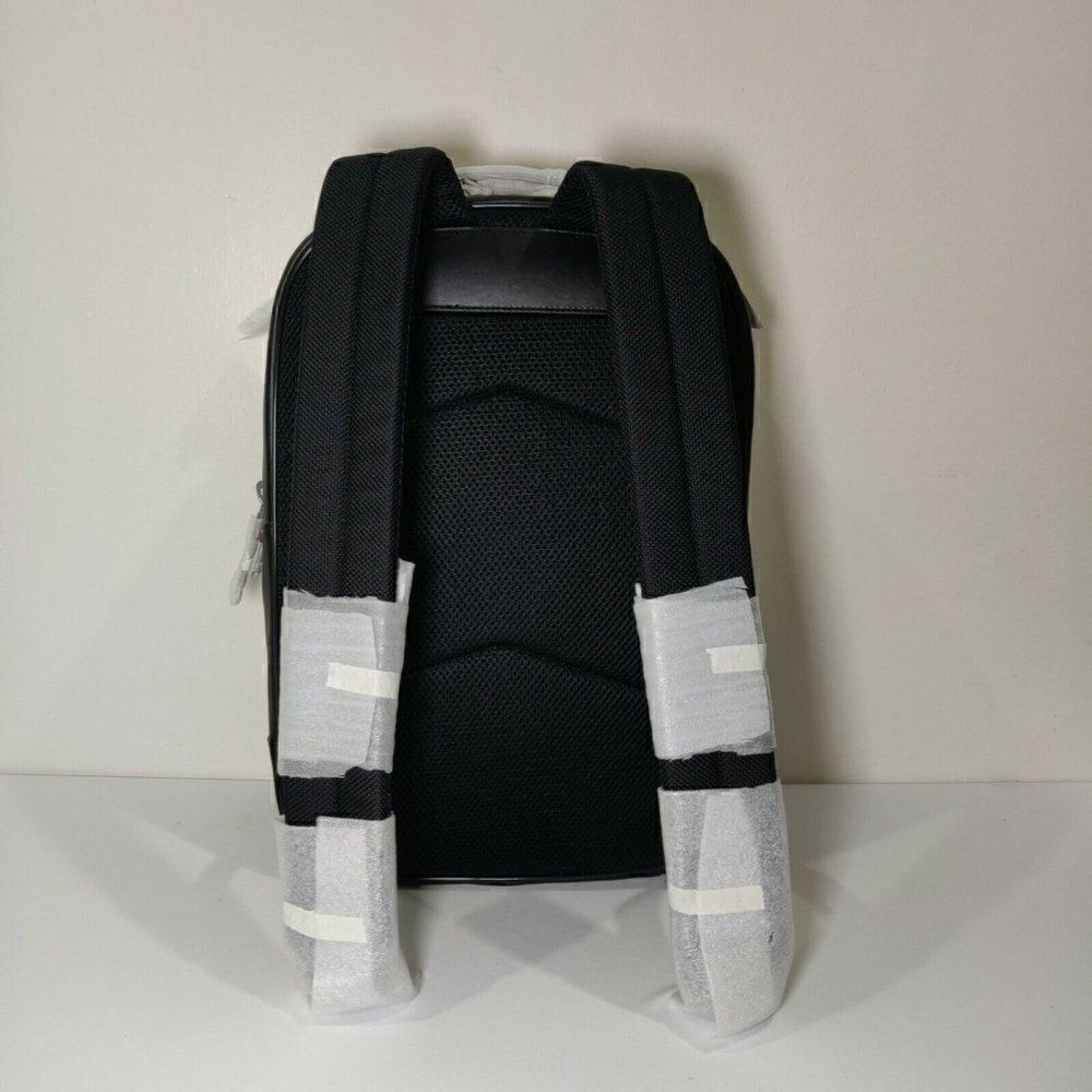 NWT C6856 Coach Westway Backpack In Signature Canvas Radial Rainbow - Picture 3 of 6